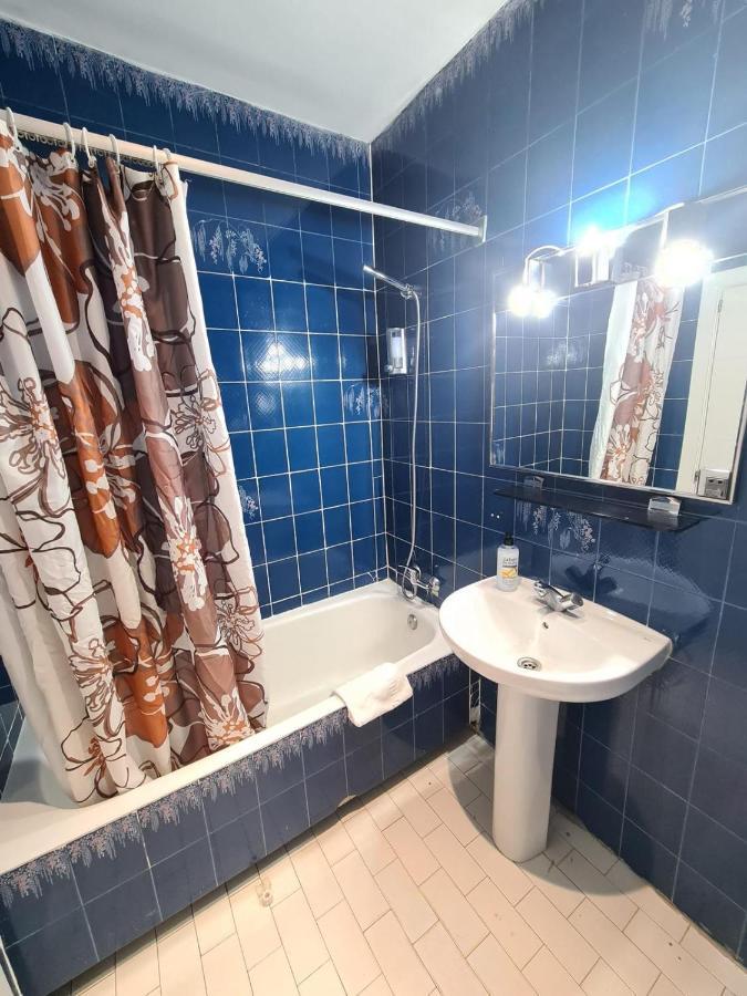 Hostal Santa Barbara Madrid Extérieur photo