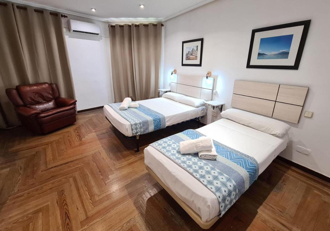 Hostal Santa Barbara Madrid Extérieur photo