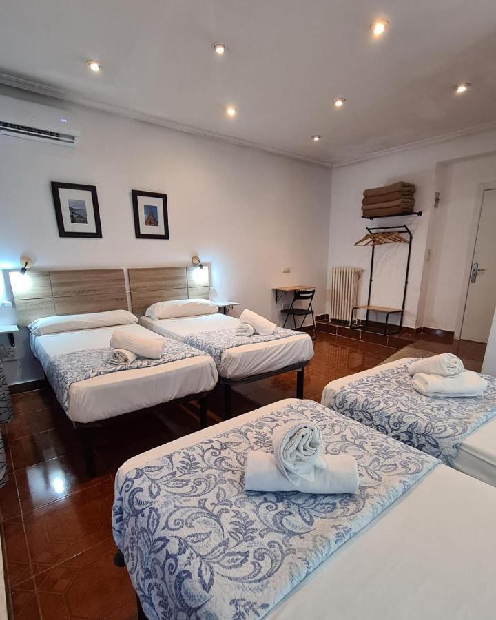 Hostal Santa Barbara Madrid Extérieur photo